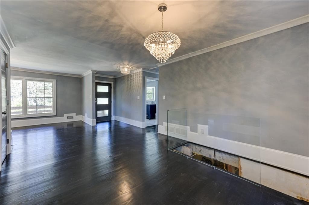 3 bedroom, 3 bathroom, 1,728 sq ft single family residence for sale at 2325 Elmwood Circle, Atlanta, GA 30339 — photo 10