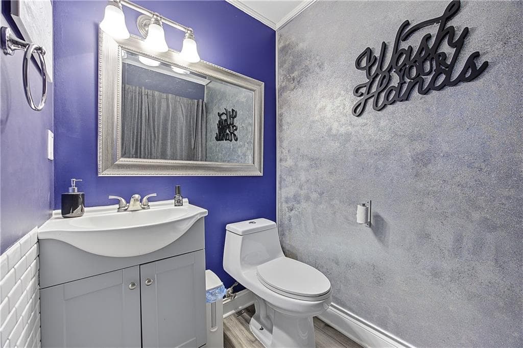 3 bedroom, 3 bathroom, 1,450 sq ft condominium for sale at 6183 Woodland Road, Peachtree Corners, GA 30092 — photo 5