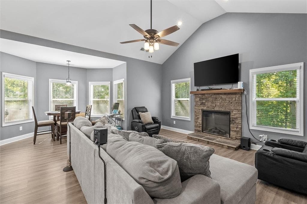 3 bedroom, 4 bathroom, 3,734 sq ft single family residence for sale at 3104 Lakeview Parkway, Villa Rica, GA 30180 — photo 3