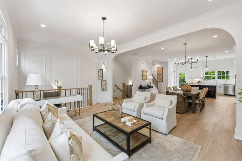 4 bedroom, 4 bathroom, 2,700 sq ft townhouse for sale at 345 Sugarview Road, Sugar Hill, GA 30518 — photo 9