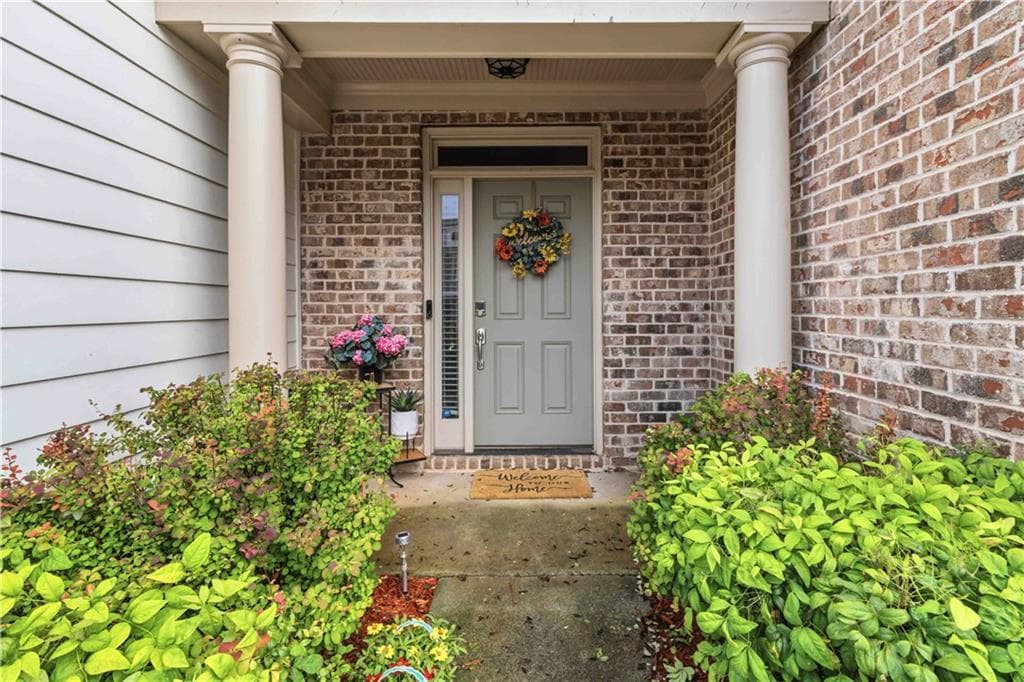 3 bedroom, 3 bathroom, 1,725 sq ft condominium for sale at 5137 Madeline Place 602, Stone Mountain, GA 30083 — photo 2