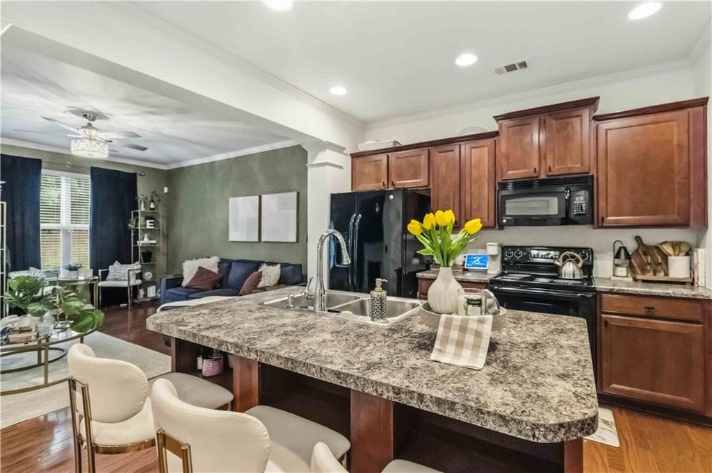 3 bedroom, 3 bathroom, 1,725 sq ft condominium for sale at 5137 Madeline Place 602, Stone Mountain, GA 30083 — photo 5