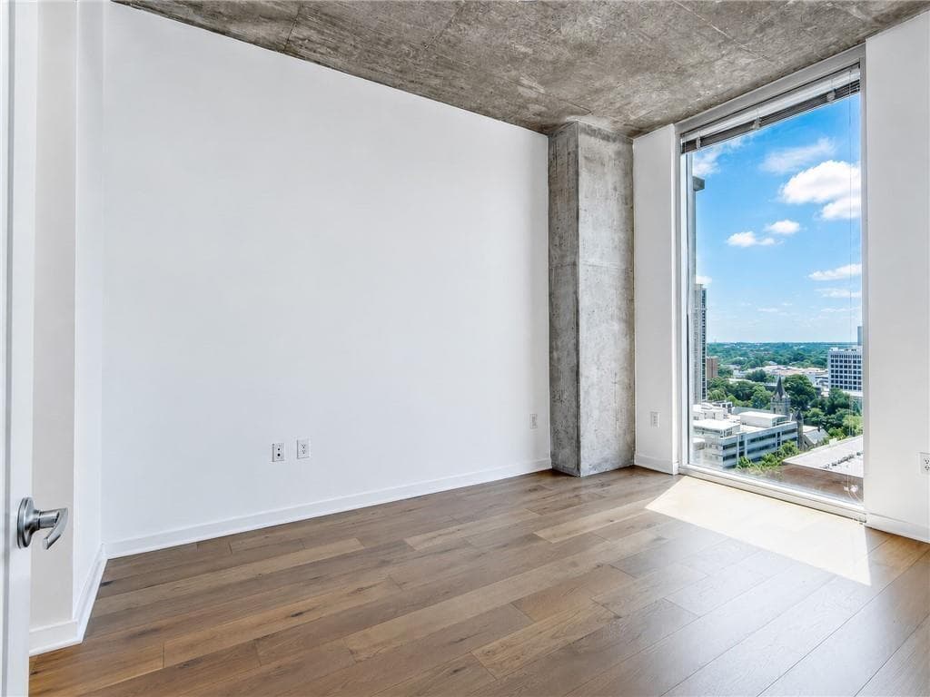 2 bedroom, 2 bathroom, 1,211 sq ft condominium for sale at 860 NE Peachtree Street 1714, Atlanta, GA 30308 — photo 10