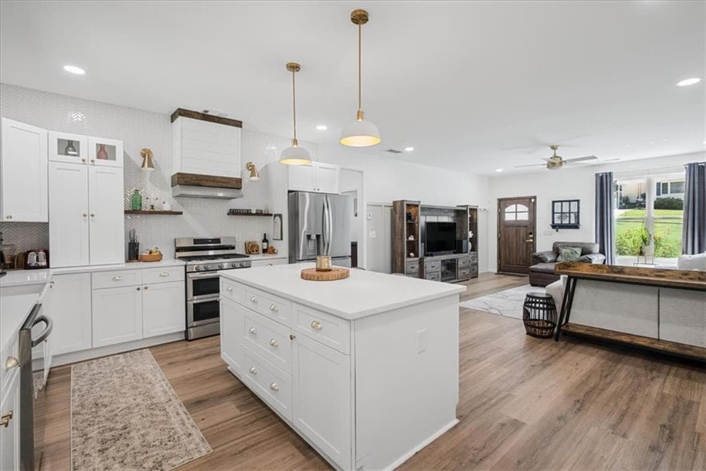 3 bedroom, 3 bathroom, 1,910 sq ft single family residence for sale at 2101 Verbena Street, Atlanta, GA 30314 — photo 10