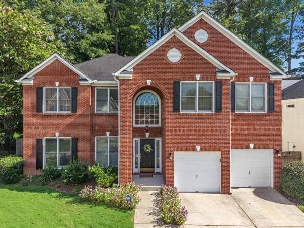 5 bedroom, 3 bathroom, 3,467 sq ft single family residence for sale at 256 Ennisbrook Dr SE, Smyrna, GA 30082