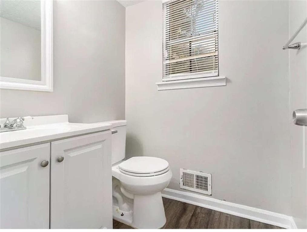 3 bedroom, 3 bathroom, 1,671 sq ft single family residence for sale at 474 Chartley Trail, Stone Mountain, GA 30083 — photo 6