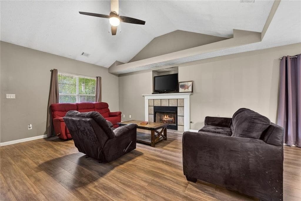 3 bedroom, 2 bathroom, 1,474 sq ft single family residence for sale at 315 Wild Turkey Lane, Locust Grove, GA 30248 — photo 5