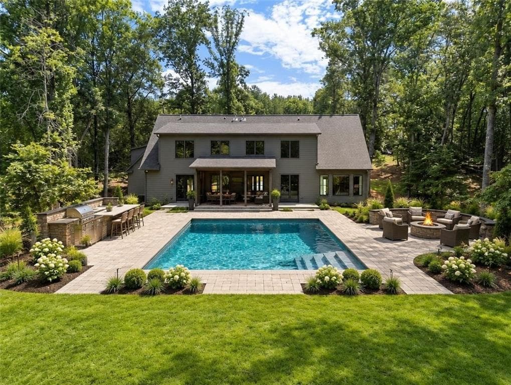 3 bedroom, 4 bathroom, 3,413 sq ft single family residence for sale at 3394 Robinson Road, Gainesville, GA 30506 — photo 3