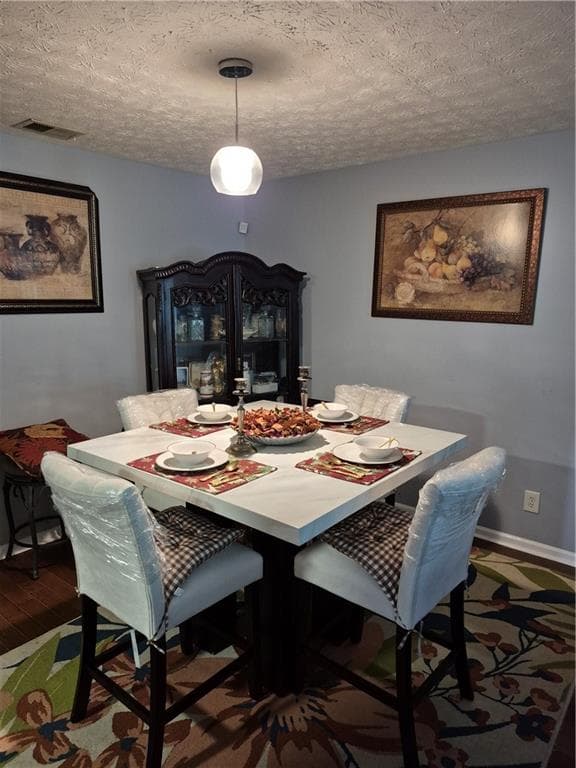 3 bedroom, 2 bathroom, 1,292 sq ft condominium for sale at 1301 Fairington Village Drive, Lithonia, GA 30038 — photo 4