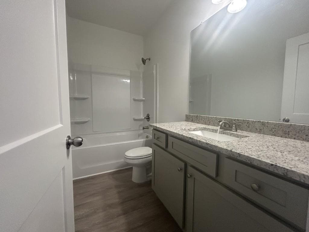 3 bedroom, 2 bathroom, 2,217 sq ft single family residence under contract at 370 Crimson Feather Drive, Jefferson, GA 30549 — photo 3