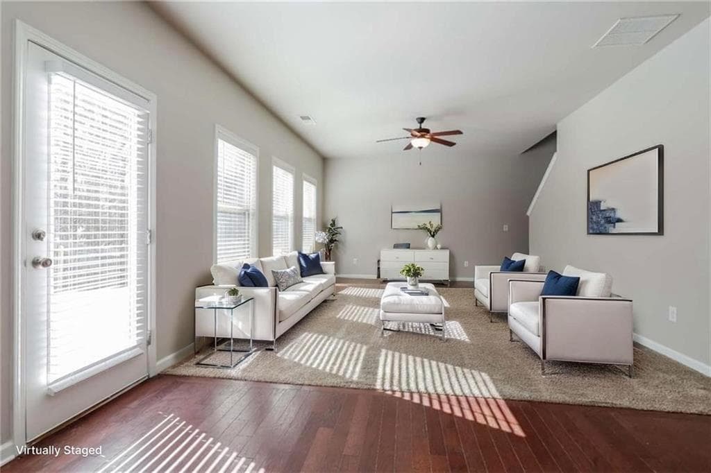 4 bedroom, 4 bathroom, 2,358 sq ft single family residence for sale at 4217 Pearhaven Lane, Gainesville, GA 30504 — photo 3