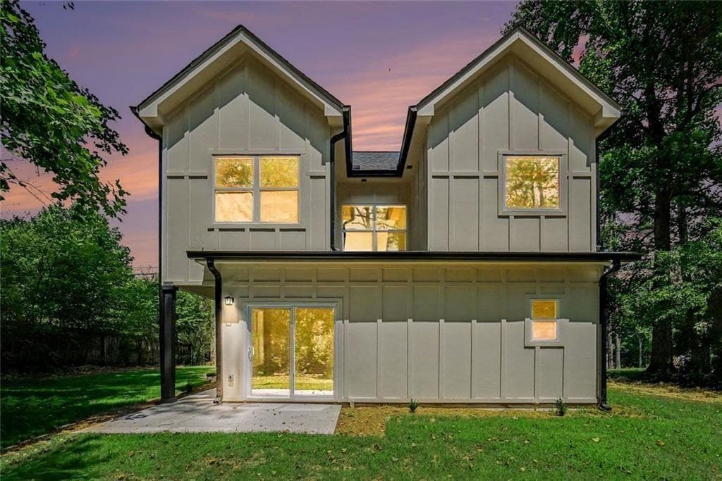 2 bedroom, 3 bathroom, 1,506 sq ft single family residence for sale at 6320 Crystal Cove Trail, Gainesville, GA 30506 — photo 6
