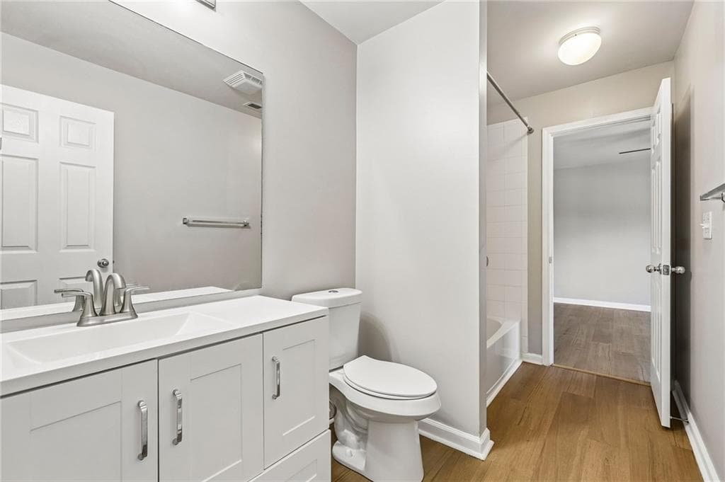 3 bedroom, 3 bathroom, 1,662 sq ft single family residence for sale at 606 Lofty Lane, Atlanta, GA 30331 — photo 8