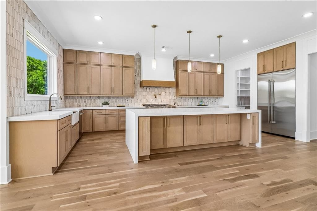 5 bedroom, 6 bathroom, 7,375 sq ft single family residence for sale at 3207 Thompson Mill Rd, Buford, GA 30519 — photo 8