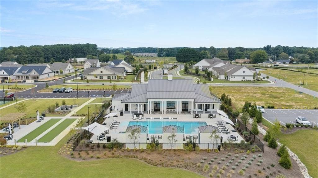 3 bedroom, 2 bathroom, 2,590 sq ft single family residence for sale at 3578 Chosen Boulevard, Snellville, GA 30078 — photo 3