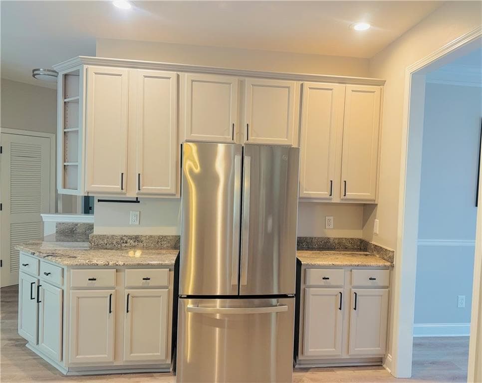 4 bedroom, 3 bathroom, 2,607 sq ft single family residence for sale at 2887 Montview Drive, Marietta, GA 30060 — photo 6