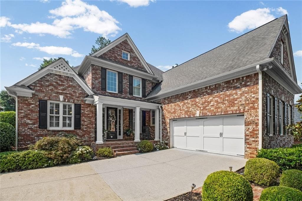5 bedroom, 5 bathroom, 4,277 sq ft single family residence for sale at 200 Wexford Court, Canton, GA 30115 — photo 4