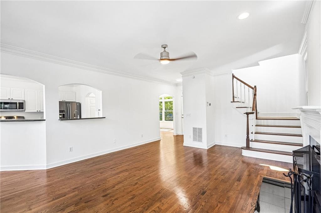 3 bedroom, 3 bathroom, 2,220 sq ft single family residence for sale at 322 8th Street, Atlanta, GA 30309 — photo 9
