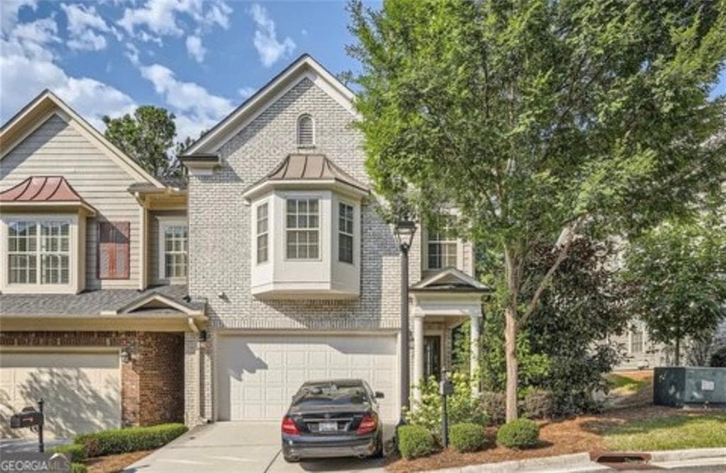 3 bedroom, 3 bathroom, 2,214 sq ft townhouse for sale at 1229 Olde Legacy Lane 15, Mableton, GA 30126