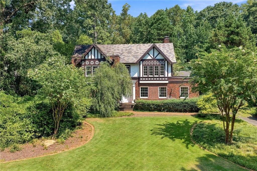 4 bedroom, 3 bathroom, 4,050 sq ft single family residence for sale at 2066 N. Ponce de Leon Avenue NE, Atlanta, GA 30307 — photo 3
