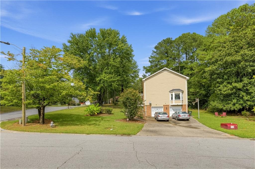 4 bedroom, 3 bathroom, 3,517 sq ft single family residence for sale at 3012 Overwood Lane, Snellville, GA 30078 — photo 1 of 32