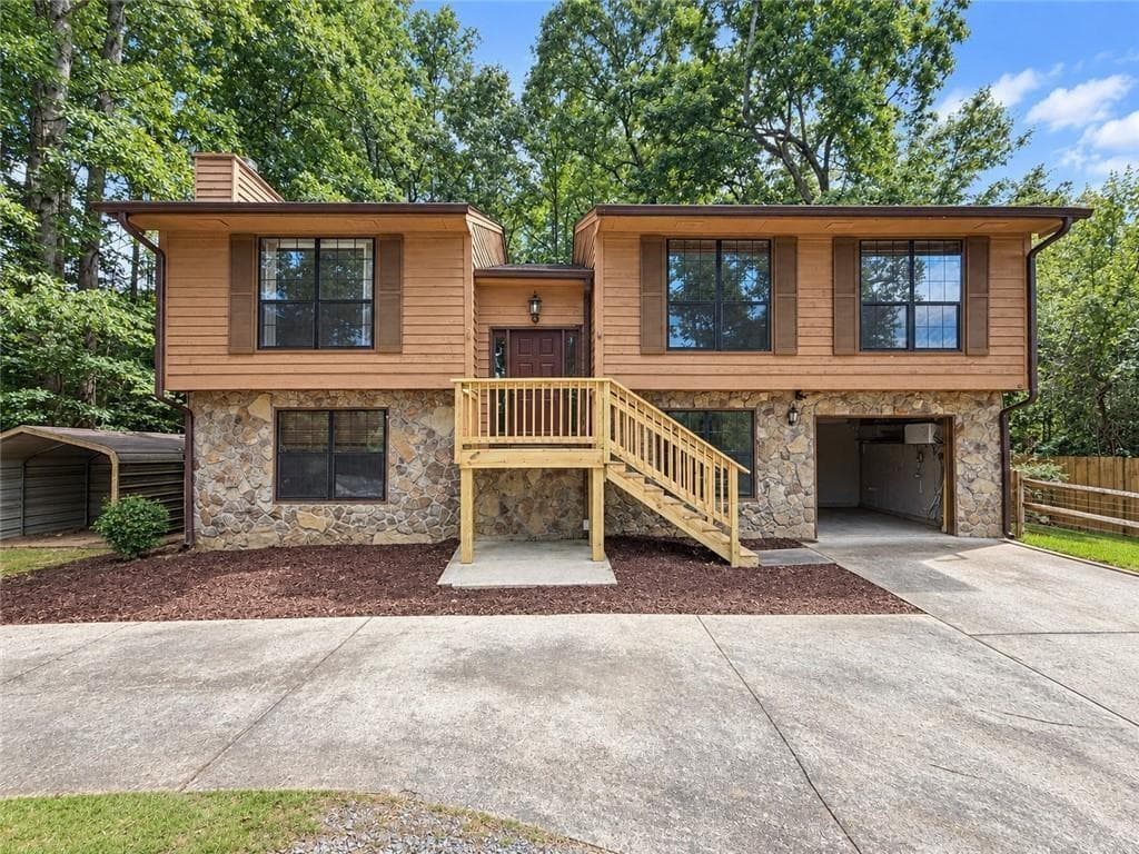 4 bedroom, 3 bathroom, 2,562 sq ft single family residence under contract at 3893 Nowlin Road, Kennesaw, GA 30144