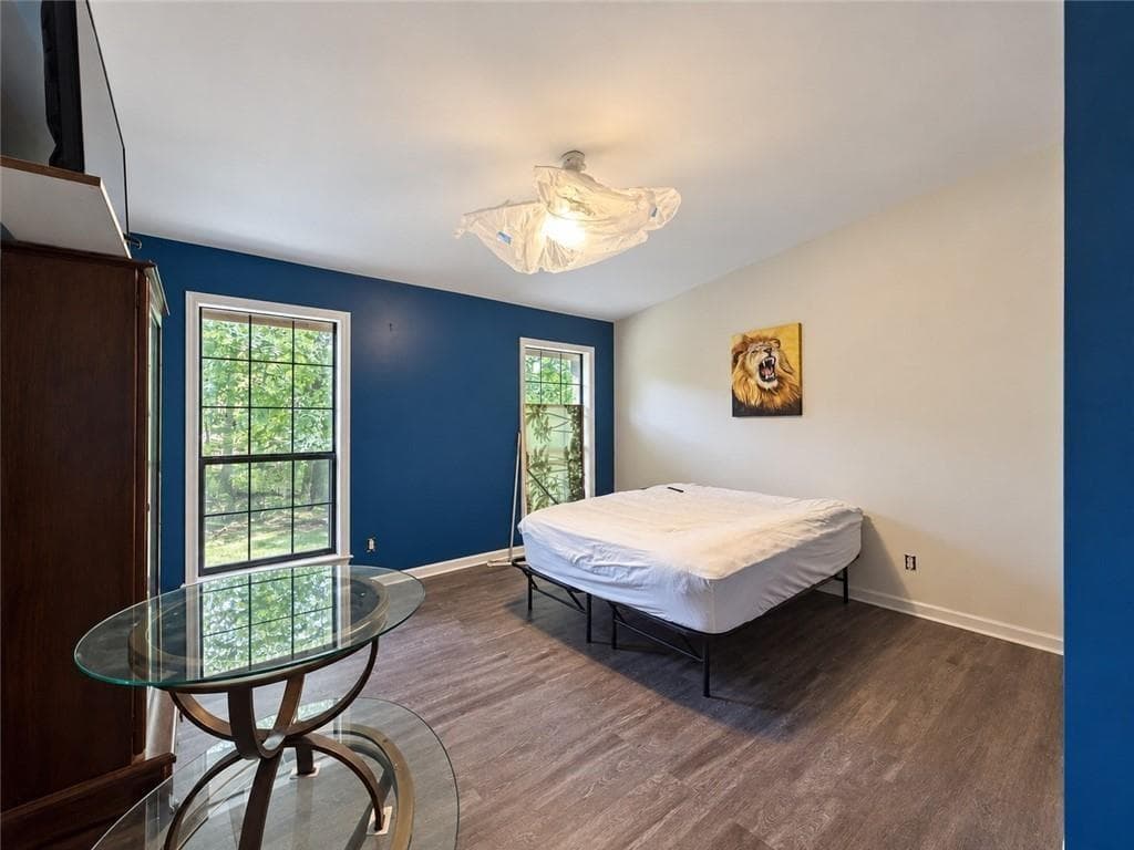 4 bedroom, 3 bathroom, 2,562 sq ft single family residence under contract at 3893 Nowlin Road, Kennesaw, GA 30144 — photo 7