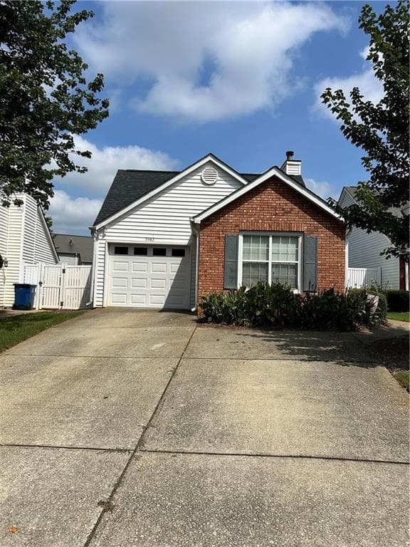 3 bedroom, 2 bathroom, 988 sq ft single family residence for rent at 3983 Hawks Nest Court, Duluth, GA 30097 for $2,100 a month — photo 1 of 9