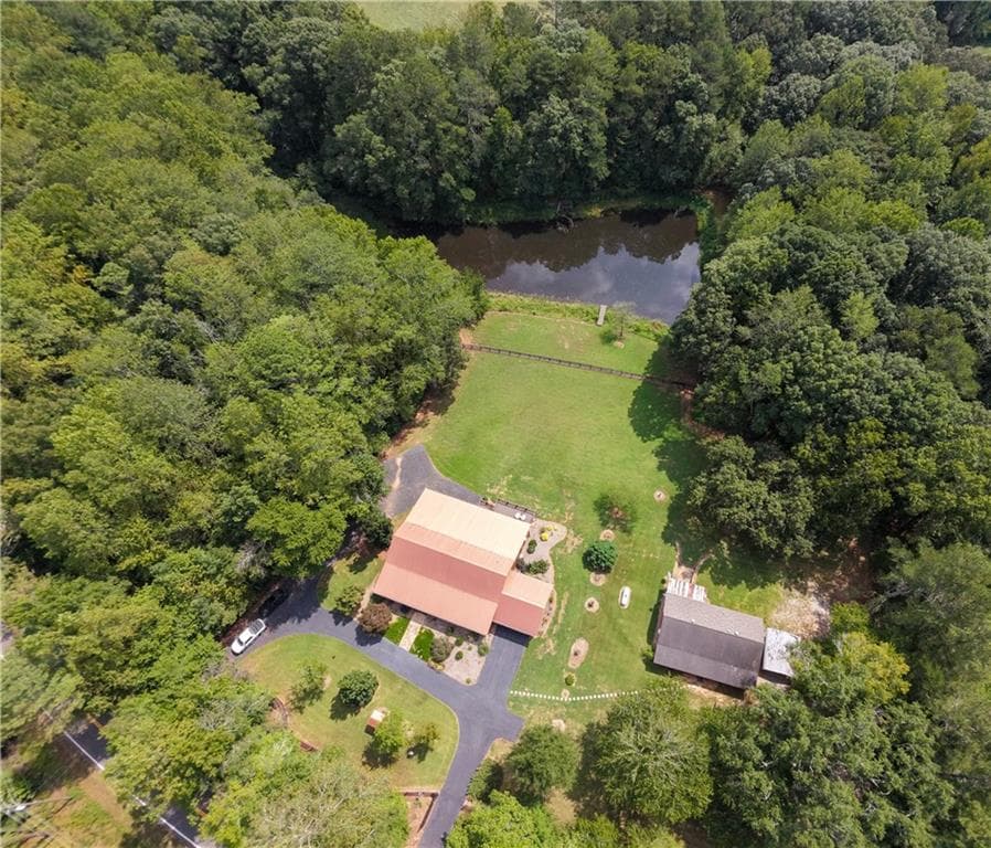 3 bedroom, 3 bathroom, 4,560 sq ft single family residence for sale at 9657 Kelly Bridge Road, Dawsonville, GA 30534 — photo 9