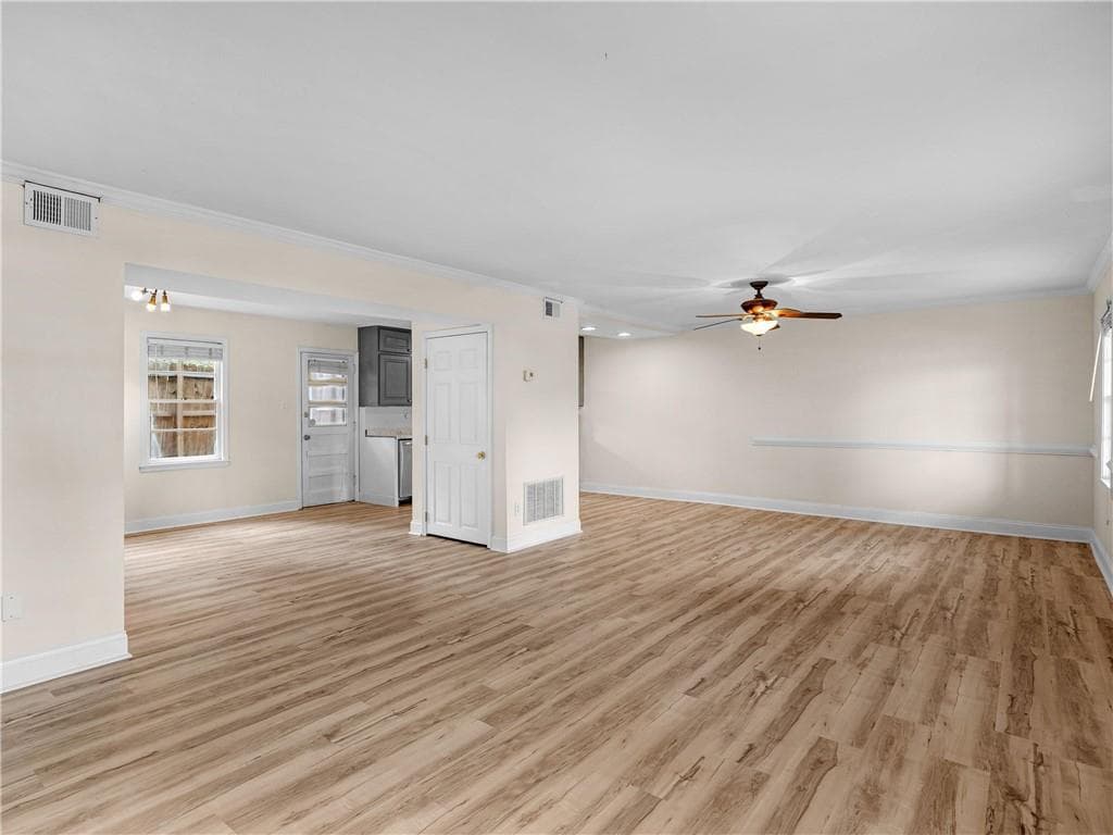 4 bedroom, 4 bathroom, 2,664 sq ft single family residence for sale at 3208 Lake Jodeco Road, Jonesboro, GA 30236 — photo 4