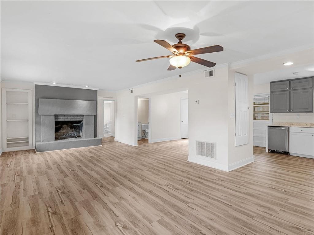 4 bedroom, 4 bathroom, 2,664 sq ft single family residence for sale at 3208 Lake Jodeco Road, Jonesboro, GA 30236 — photo 7