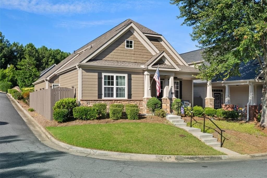 2 bedroom, 2 bathroom, 1,458 sq ft single family residence for sale at 301 Glens Way, Woodstock, GA 30188