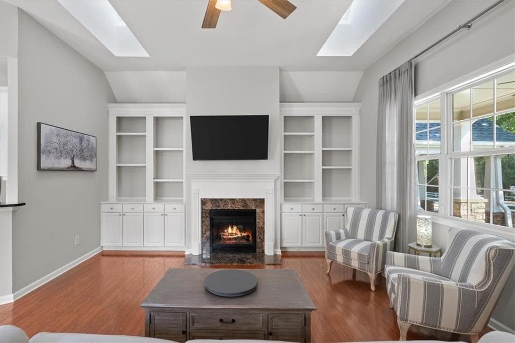 2 bedroom, 2 bathroom, 1,458 sq ft single family residence for sale at 301 Glens Way, Woodstock, GA 30188 — photo 7