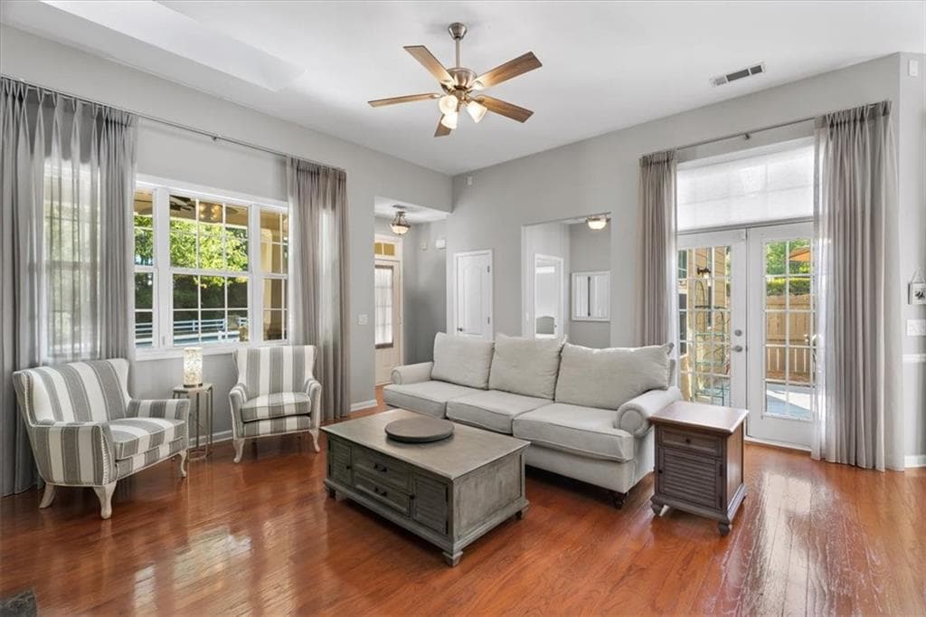 2 bedroom, 2 bathroom, 1,458 sq ft single family residence for sale at 301 Glens Way, Woodstock, GA 30188 — photo 8