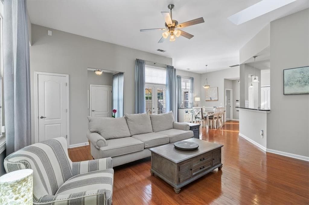 2 bedroom, 2 bathroom, 1,458 sq ft single family residence for sale at 301 Glens Way, Woodstock, GA 30188 — photo 9