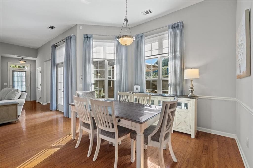 2 bedroom, 2 bathroom, 1,458 sq ft single family residence for sale at 301 Glens Way, Woodstock, GA 30188 — photo 10