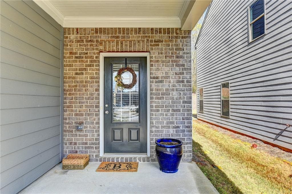 4 bedroom, 3 bathroom, 2,450 sq ft single family residence for rent at 2245 Black Pebble Circle, Buford, GA 30519 for $2,450 a month — photo 8