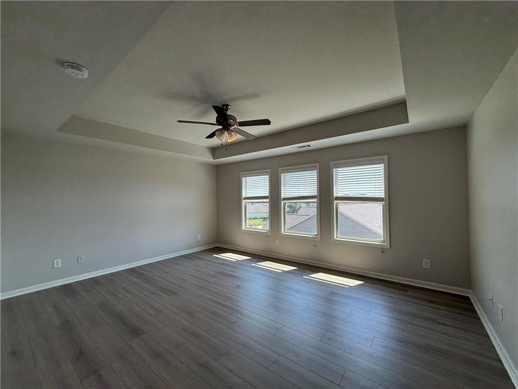4 bedroom, 3 bathroom, 2,577 sq ft single family residence for rent at 4525 Havenwood, Gainesville, GA 30504 for $2,600 a month — photo 9