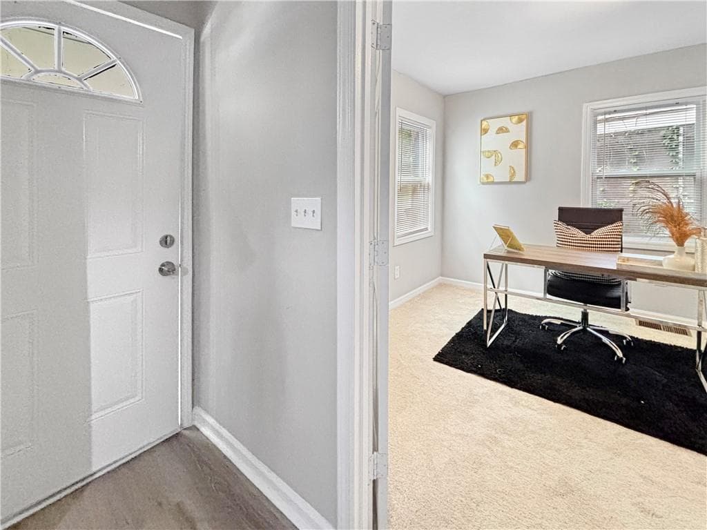3 bedroom, 2 bathroom, 948 sq ft single family residence for sale at 1457 Richland Road, Atlanta, GA 30310 — photo 3