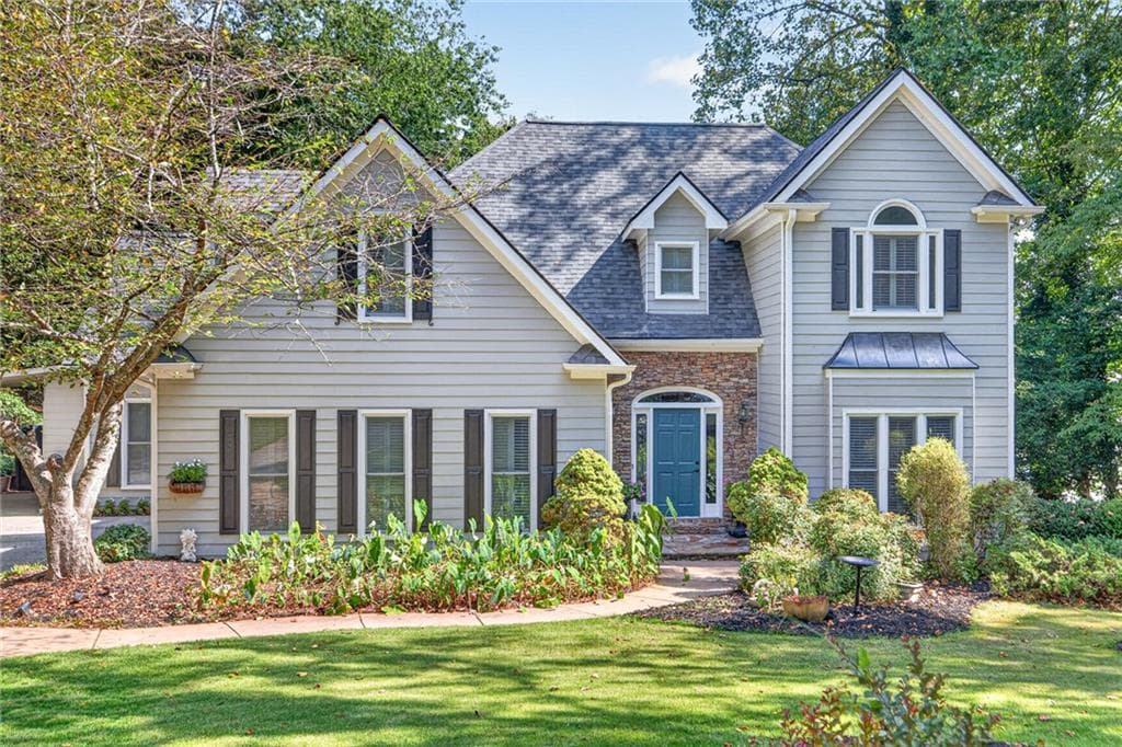 5 bedroom, 4 bathroom, 4,234 sq ft single family residence for sale at 3520 Habersham Club Drive, Cumming, GA 30041
