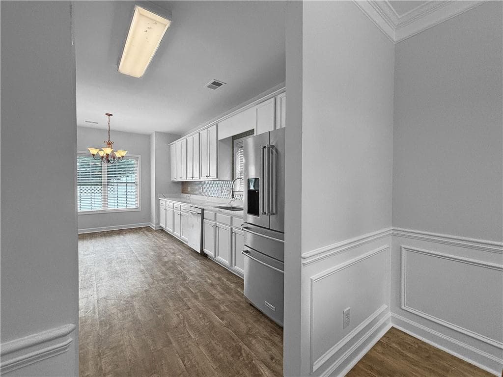 3 bedroom, 3 bathroom, 1,924 sq ft single family residence for sale at 4110 Baxter Trail, Suwanee, GA 30024 — photo 9