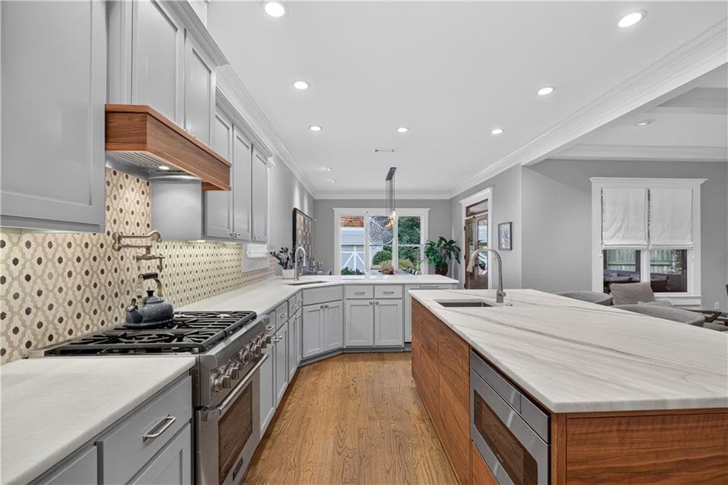 4 bedroom, 4 bathroom, 2,970 sq ft single family residence under contract at 744 E Side Avenue, Atlanta, GA 30316 — photo 5