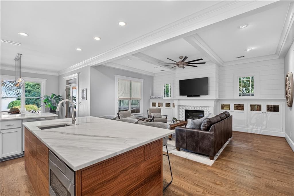4 bedroom, 4 bathroom, 2,970 sq ft single family residence under contract at 744 E Side Avenue, Atlanta, GA 30316 — photo 7