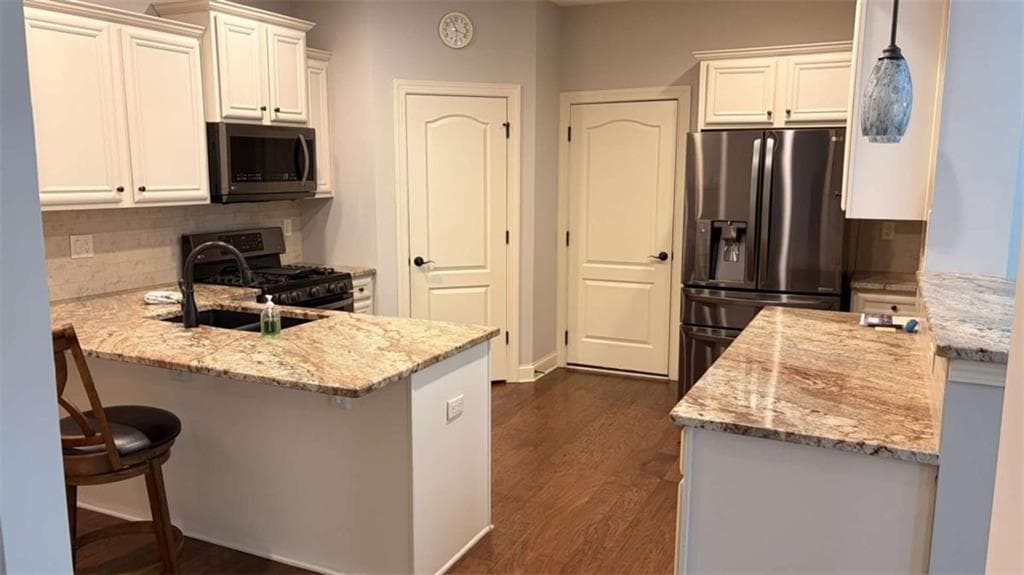 2 bedroom, 2 bathroom, 1,742 sq ft condominium for sale at 1812 Manor View Circle 10, Acworth, GA 30101 — photo 7