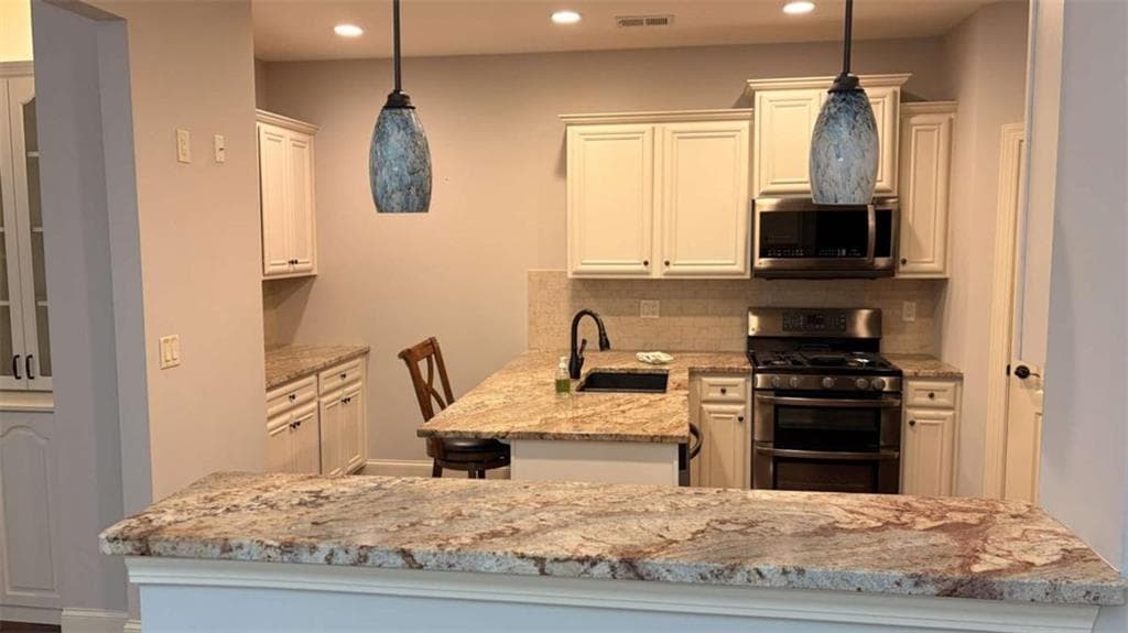 2 bedroom, 2 bathroom, 1,742 sq ft condominium for sale at 1812 Manor View Circle 10, Acworth, GA 30101 — photo 8