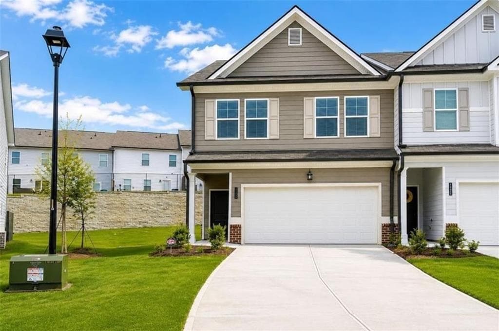 4 bedroom, 3 bathroom, 1,695 sq ft townhouse for rent at 6362 Sundowner Place, Atlanta, GA 30331 for $2,500 a month