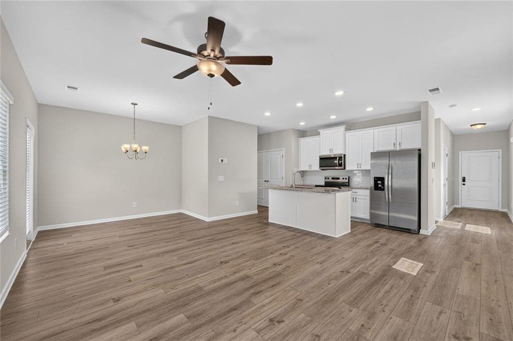 4 bedroom, 3 bathroom, 1,695 sq ft townhouse for rent at 6362 Sundowner Place, Atlanta, GA 30331 for $2,700 a month — photo 4
