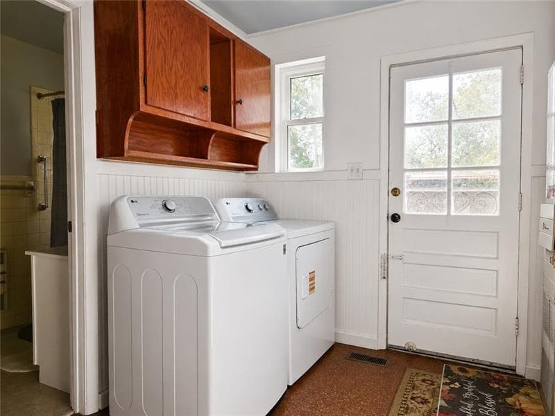 3 bedroom, 2 bathroom, 1,276 sq ft single family residence for sale at 202 S Sage Street, Toccoa, GA 30577 — photo 6