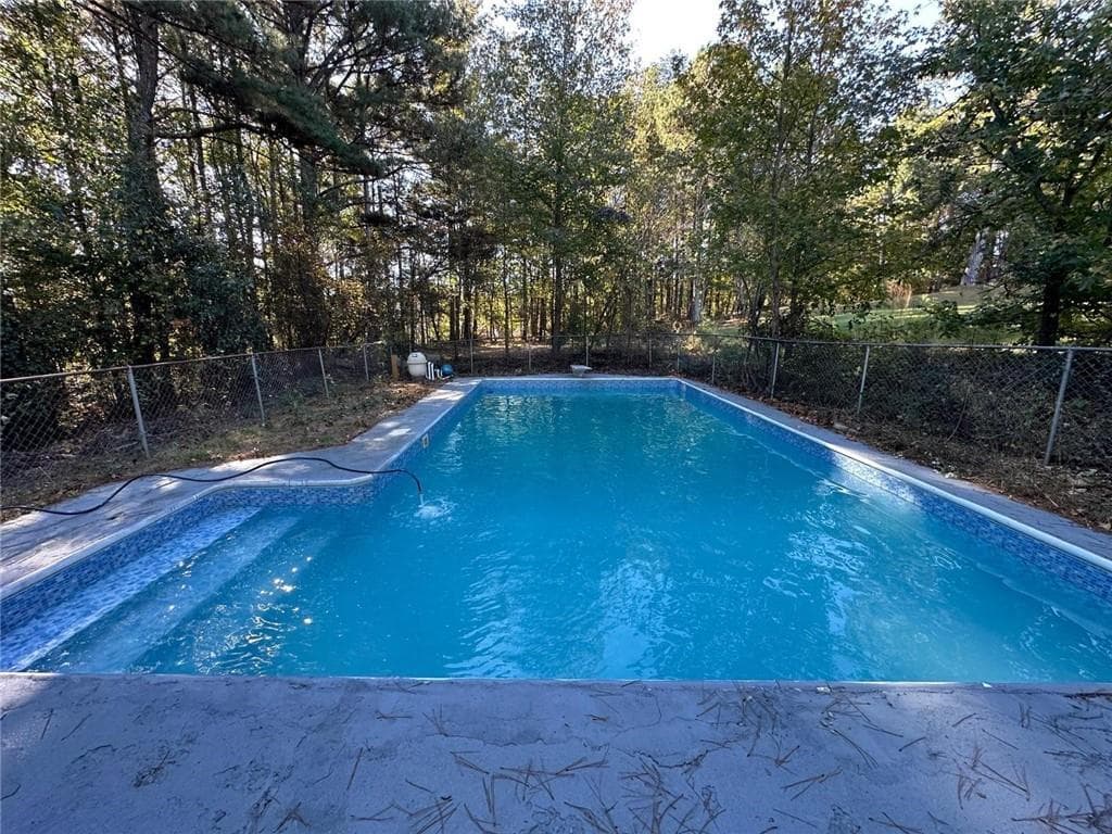 3 bedroom, 3 bathroom, 1,344 sq ft single family residence for rent at 4375 Braselton Highway, Hoschton, GA 30548 for $2,800 a month — photo 6