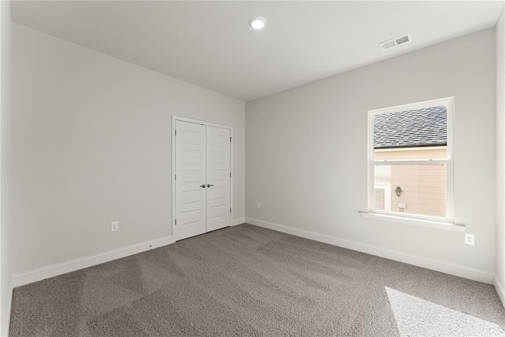 5 bedroom, 4 bathroom, 3,900 sq ft single family residence for sale at 105 Goodness Court, Commerce, GA 30530 — photo 9